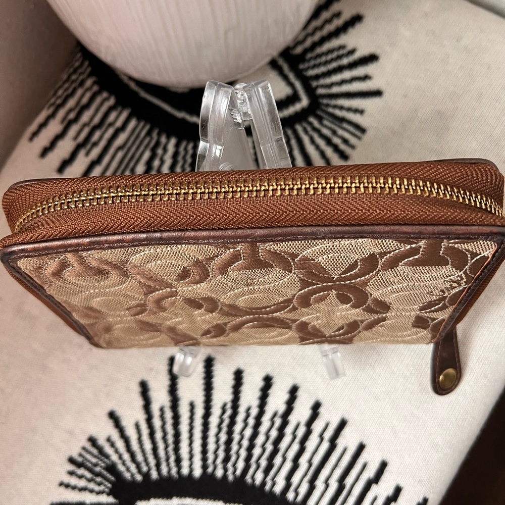 COACH Y2K Optic Brown Quilted Signature Planner - Picture 3 of 10